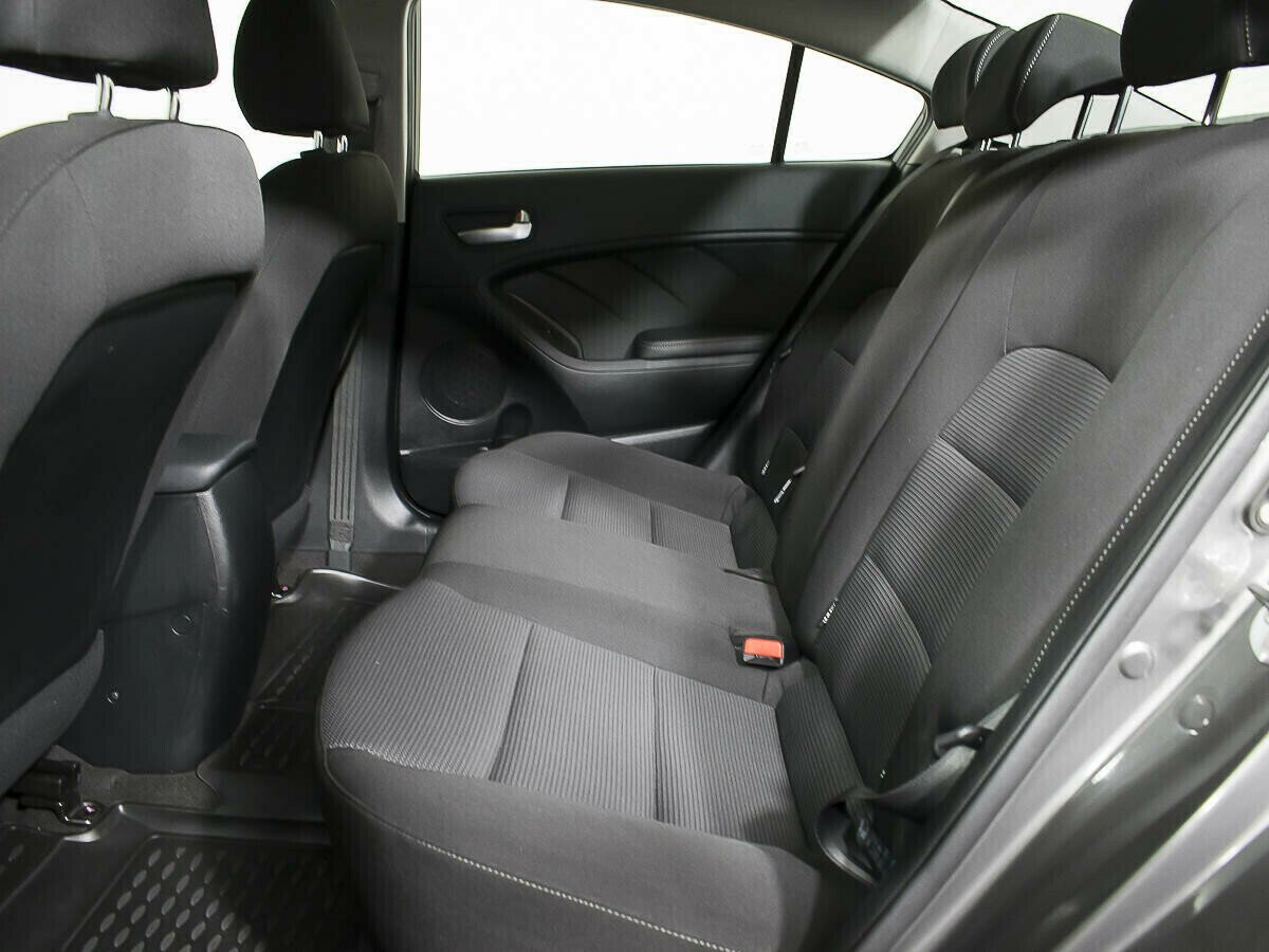 Kia Cerato 2.0 МКПП, 2016, 83 000 км фото 6