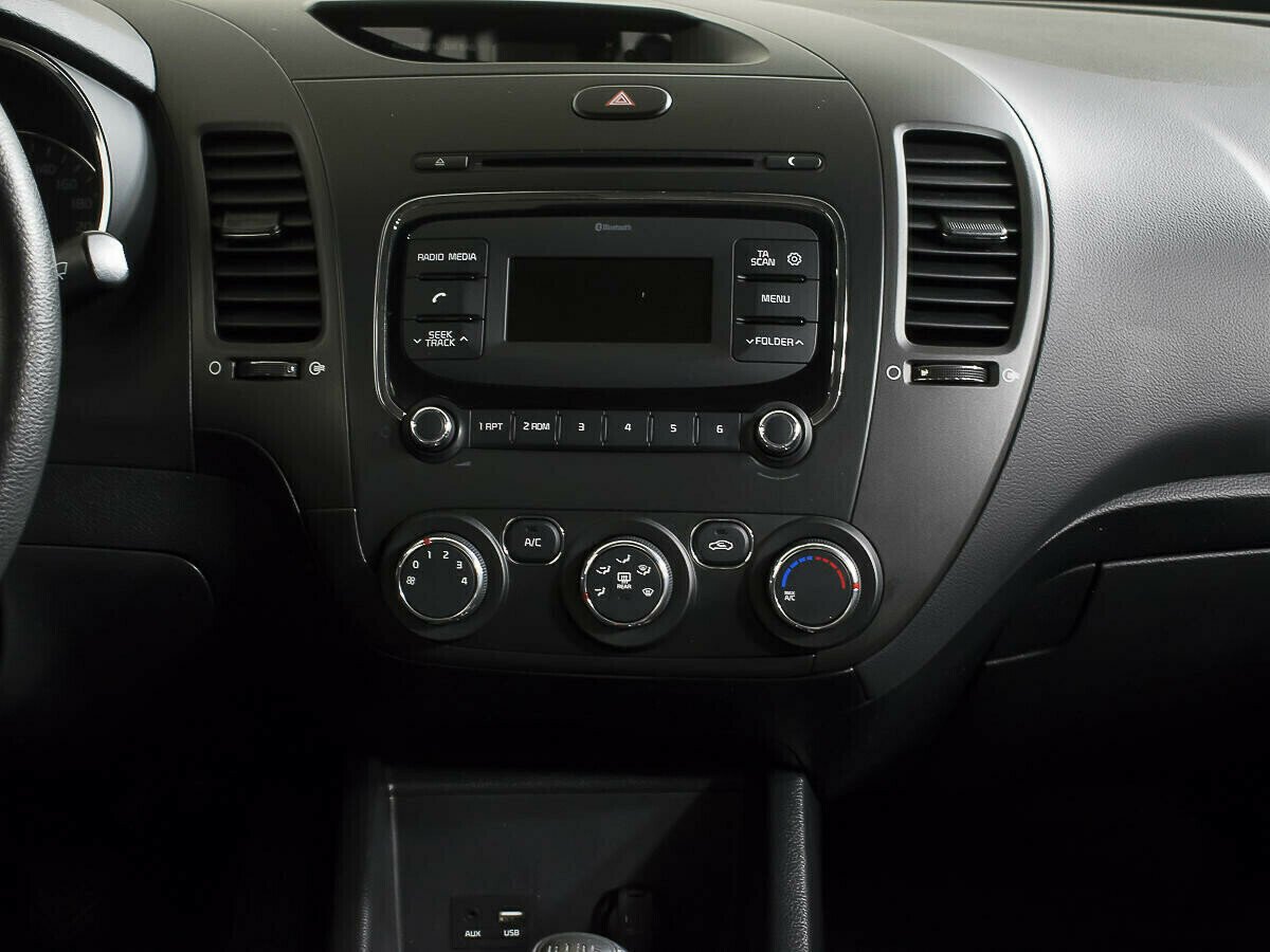 Kia Cerato 2.0 МКПП, 2016, 83 000 км фото 9