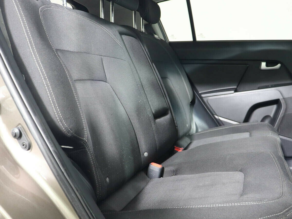 Kia Sportage 2.0 МКПП, 2010, 162 000 км фото 7