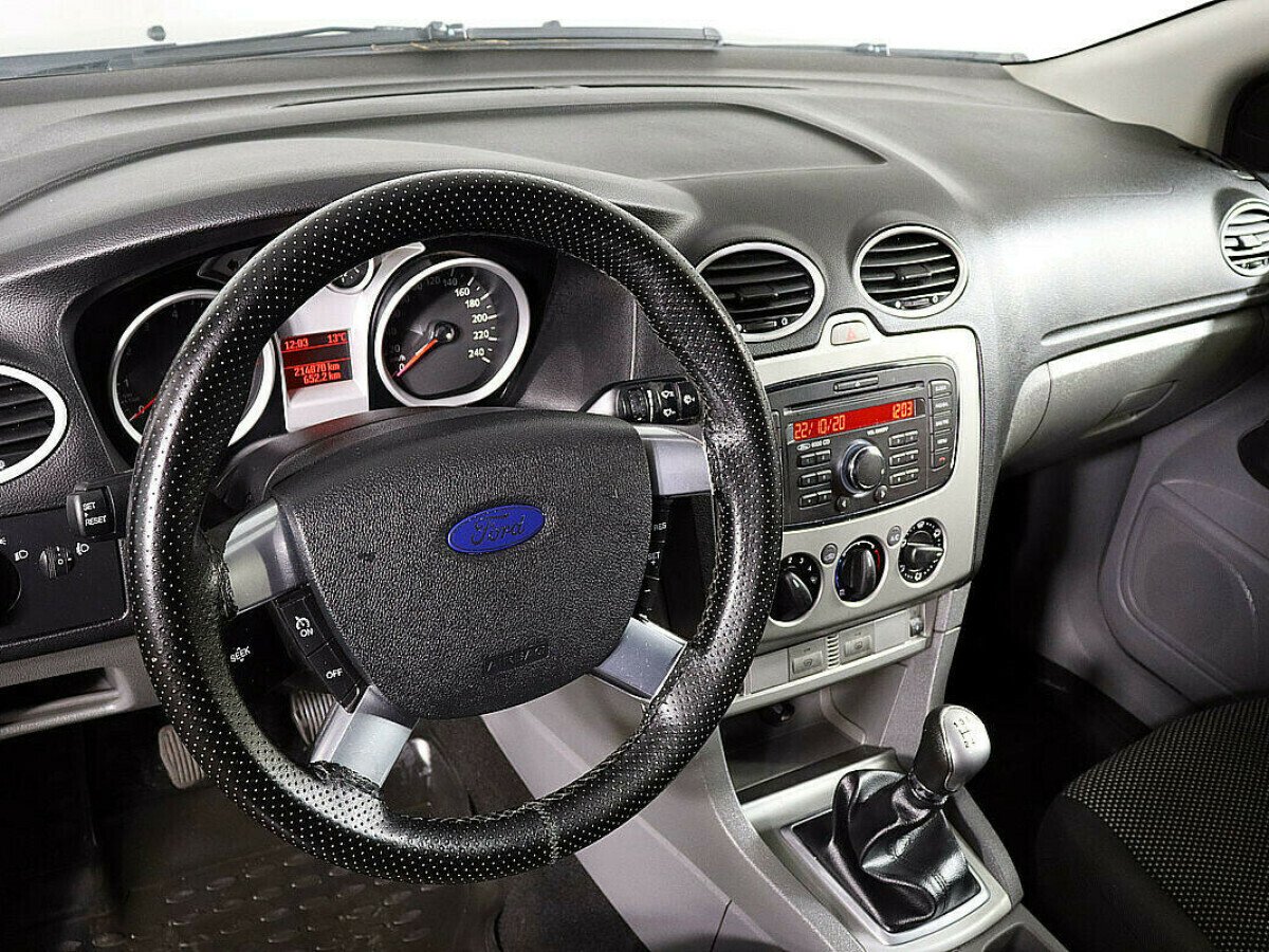 Ford Focus 2.0 АКПП, 2010, 169 000 км фото 9