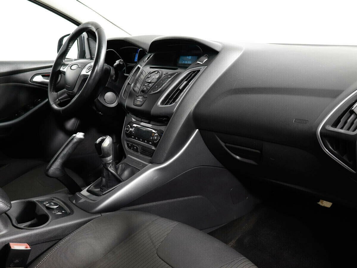 Ford Focus 2.0 МКПП, 2012, 136 000 км фото 7