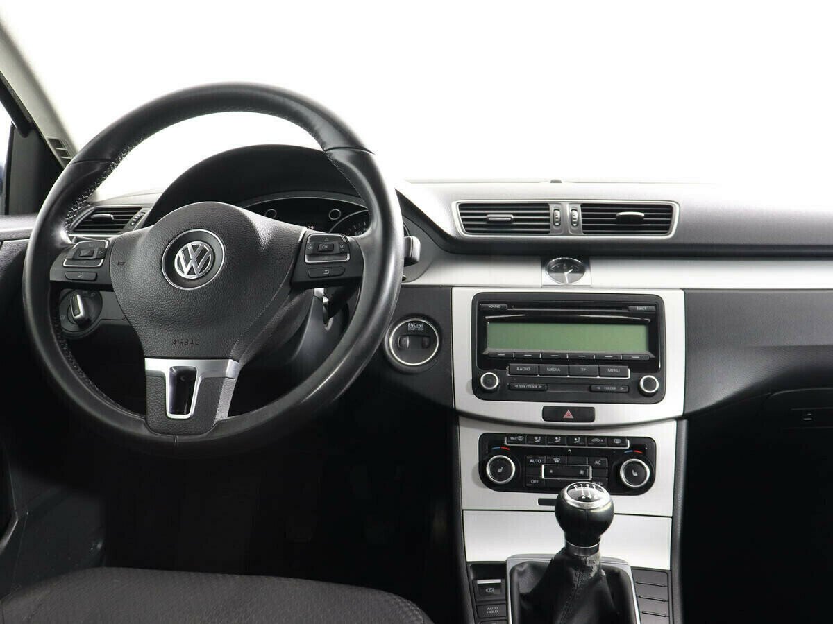 Volkswagen Passat 1.4 МКПП, 2012, 143 000 км фото 9