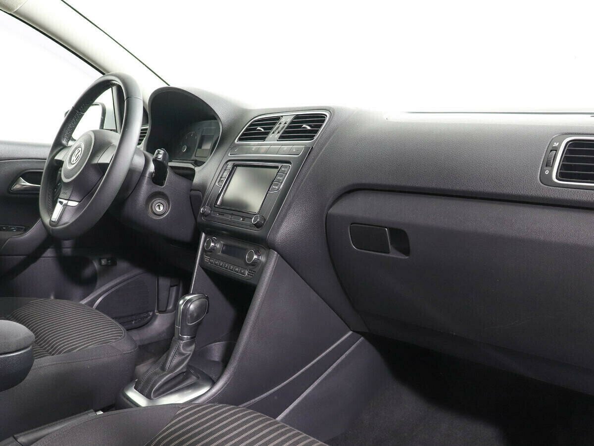 Volkswagen Polo 1.6 АКПП, 2012, 146 000 км фото 7