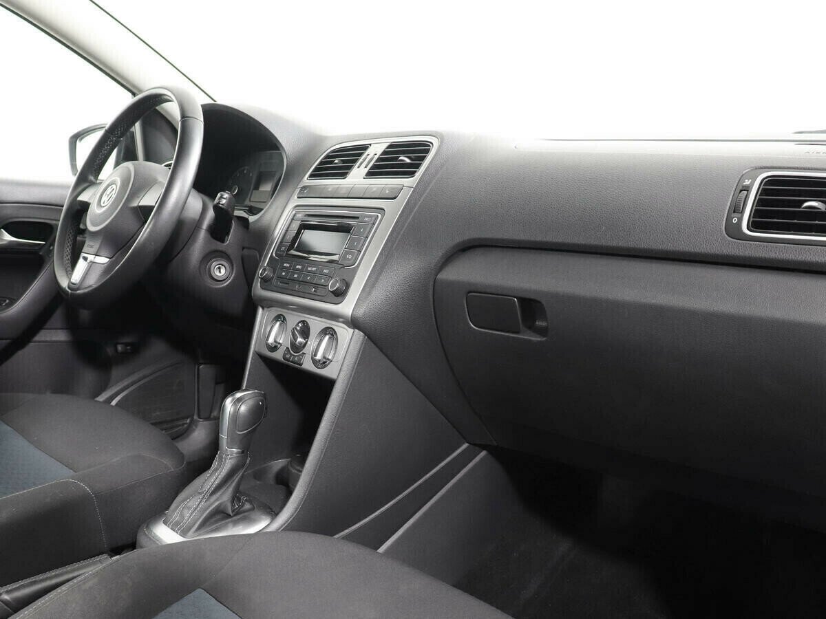 Volkswagen Polo 1.6 АКПП, 2011, 155 000 км фото 9