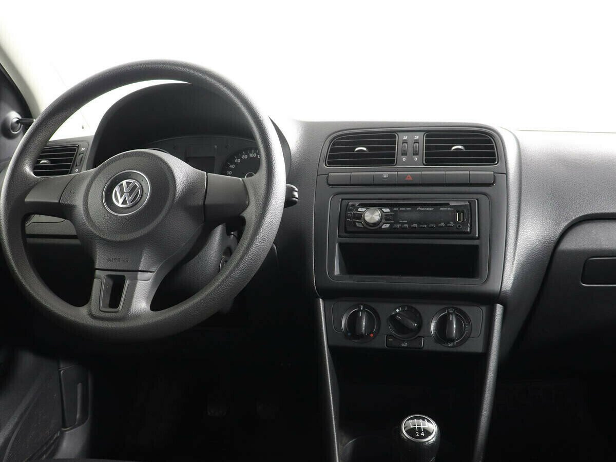 Volkswagen Polo 1.6 МКПП, 2011, 150 000 км фото 5