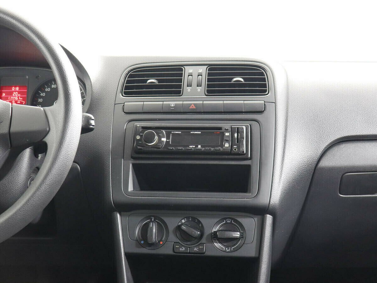 Volkswagen Polo 1.6 МКПП, 2012, 144 000 км фото 6