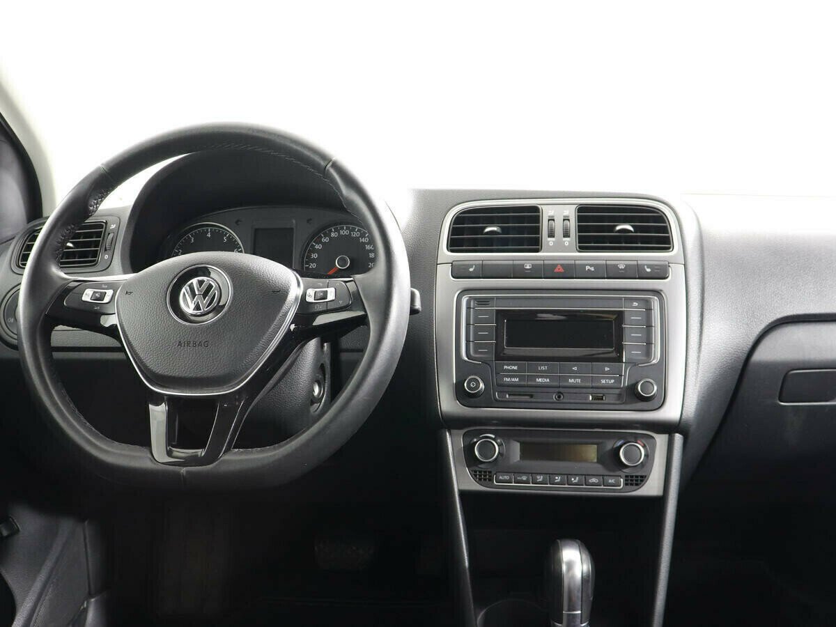 Volkswagen Polo 1.6 АКПП, 2017, 80 000 км фото 6
