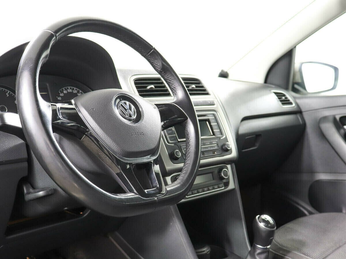 Volkswagen Polo 1.6 МКПП, 2018, 60 000 км фото 9