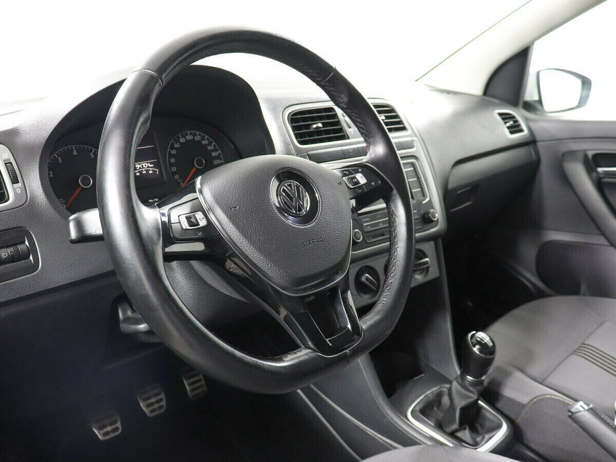 Volkswagen Polo 1.6 МКПП, 2019, 53 000 км фото 5