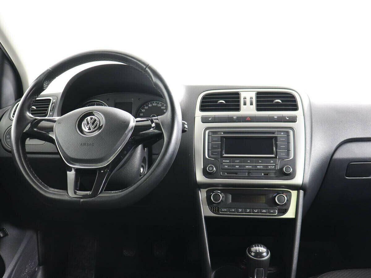 Volkswagen Polo 1.6 МКПП, 2019, 52 000 км фото 6