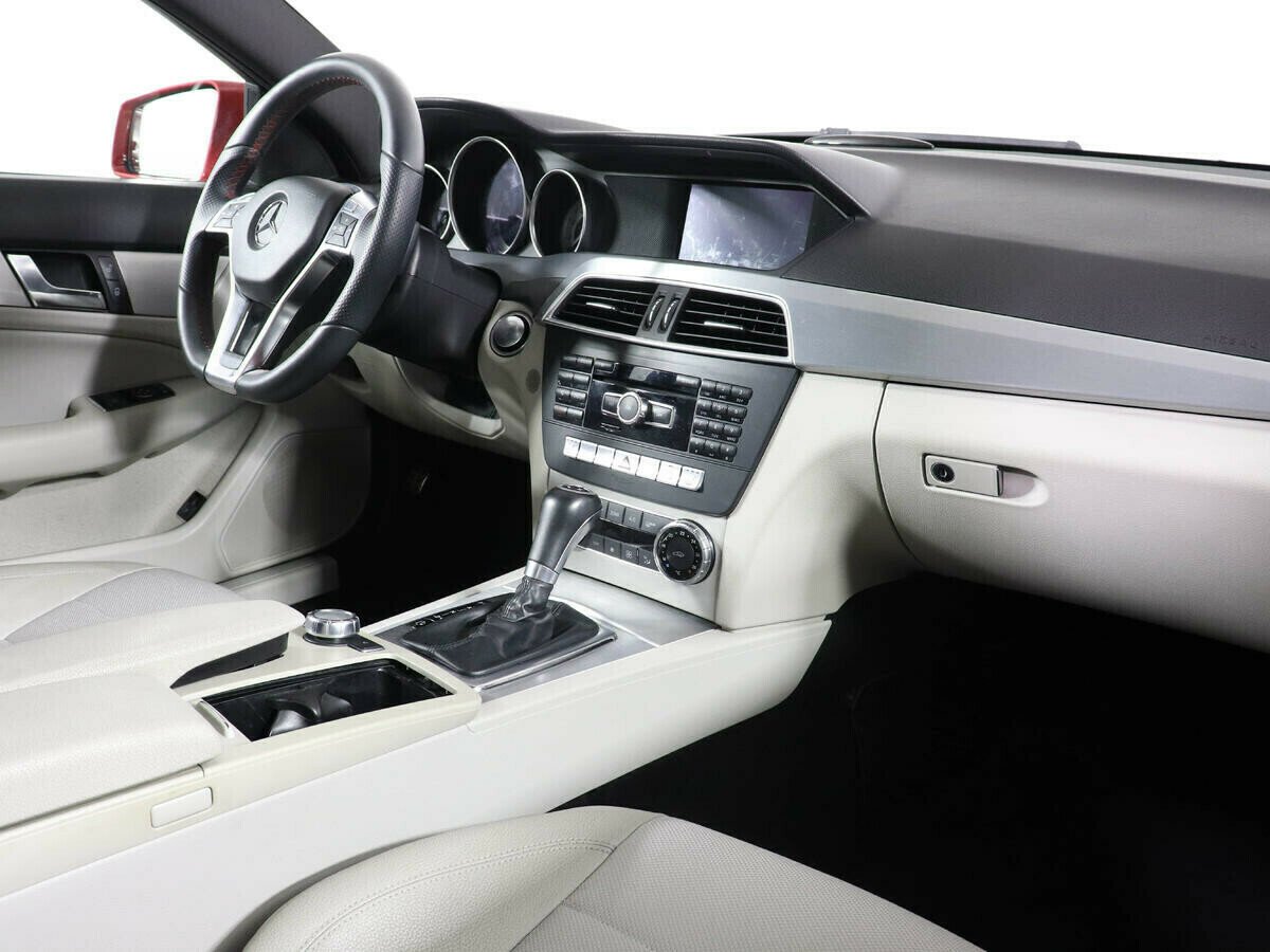 Mercedes-Benz C-Класс 1.8 АКПП, 2011, 149 000 км фото 8