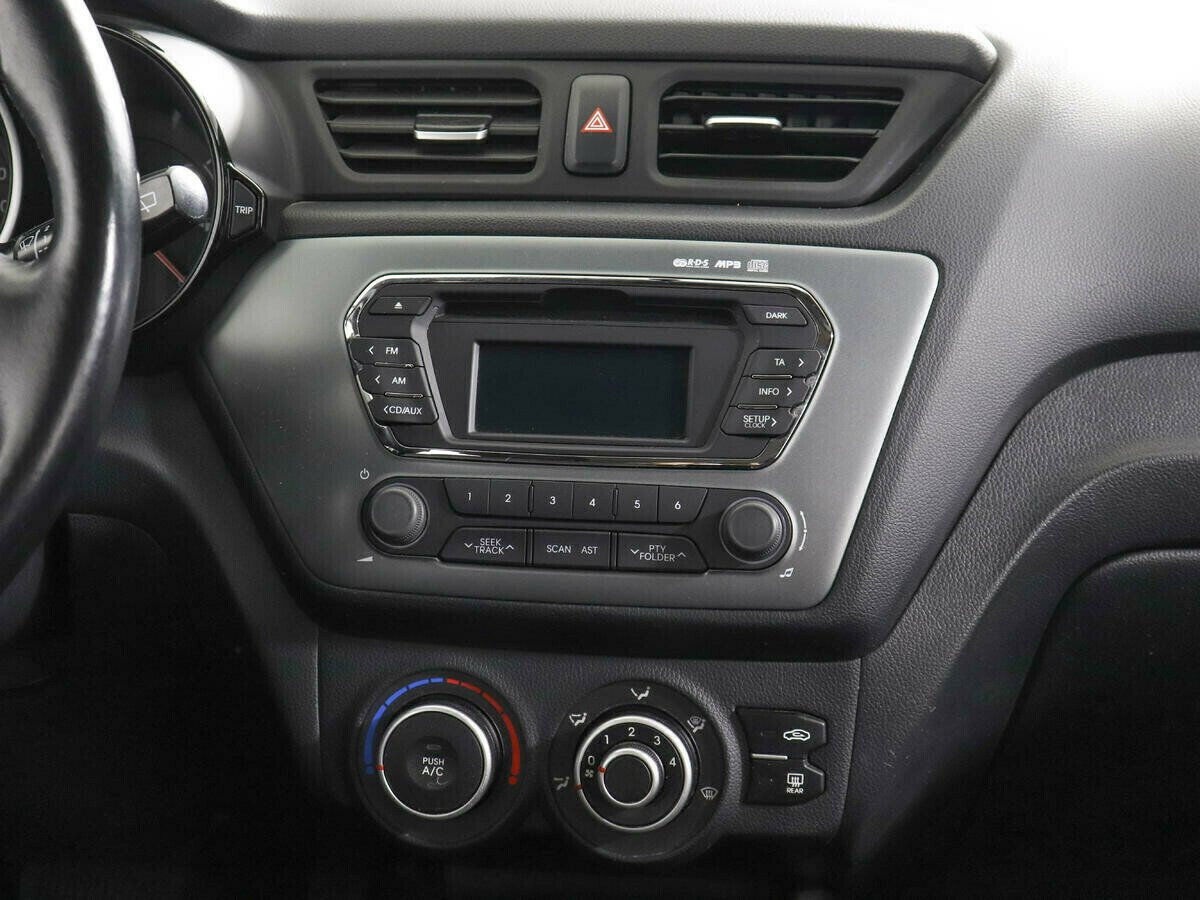 Kia Rio 1.4 АКПП, 2014, 118 000 км фото 9