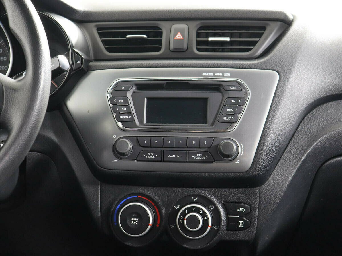 Kia Rio 1.6 АКПП, 2013, 131 000 км фото 7