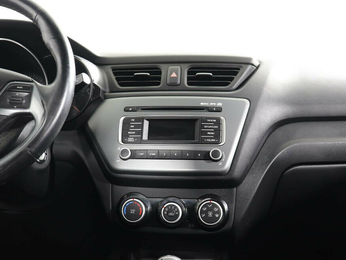 Kia Rio 1.6 МКПП, 2017, 86 000 км фото 10