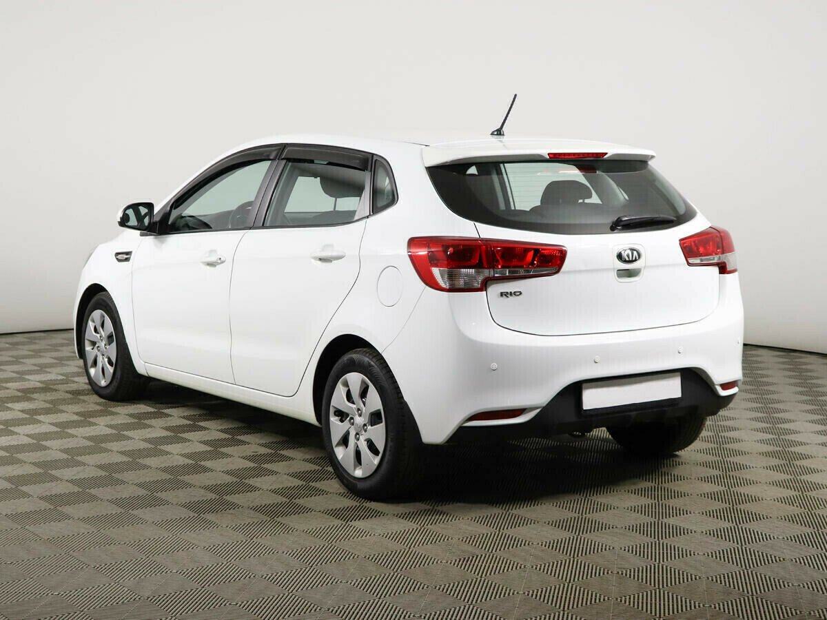 Kia Rio 1.6 МКПП, 2016, 96 000 км фото 3