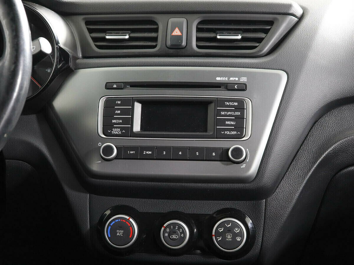 Kia Rio 1.6 МКПП, 2016, 91 000 км фото 7