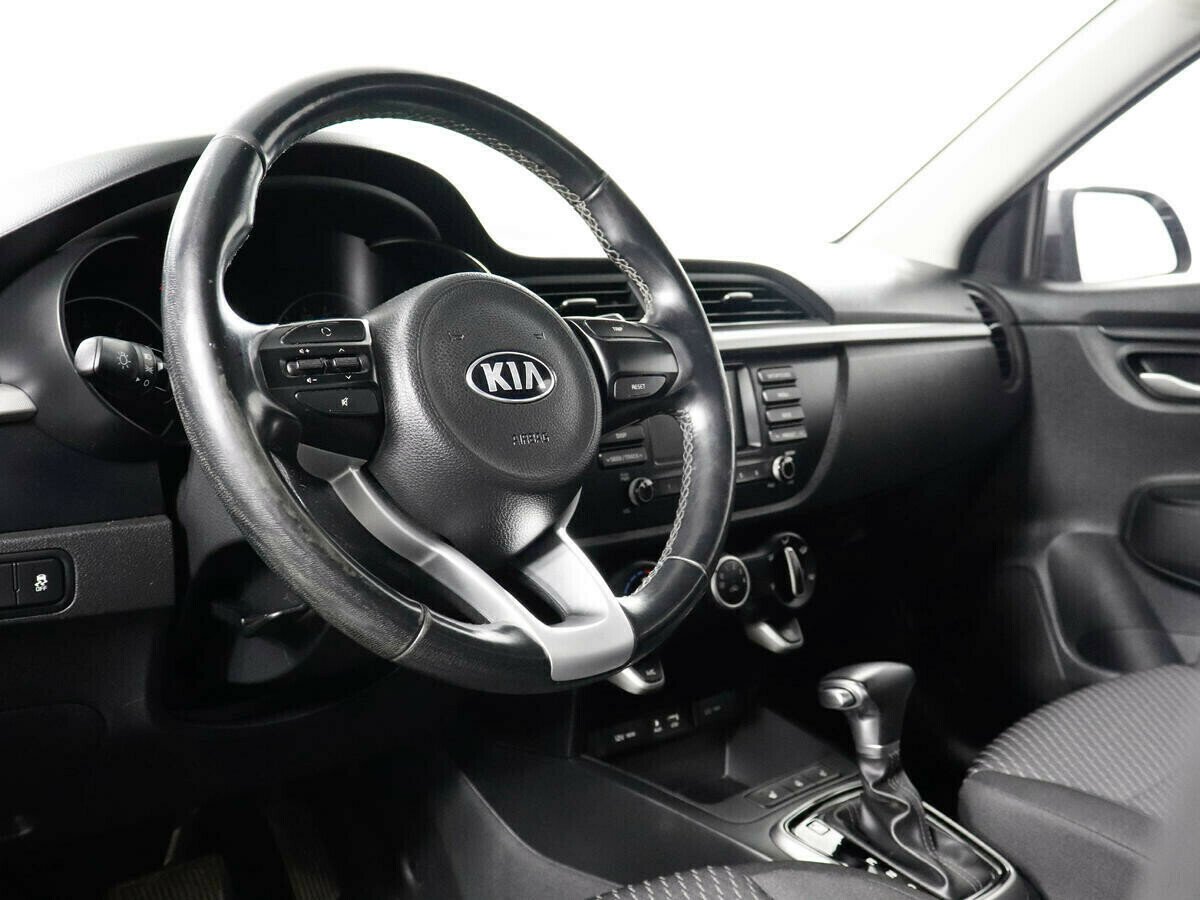 Kia Rio 1.6 АКПП, 2017, 77 000 км фото 6