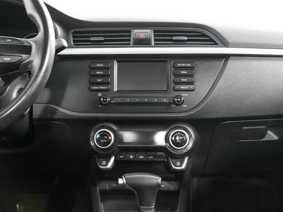 Kia Rio 1.6 АКПП, 2017, 81 000 км фото 8