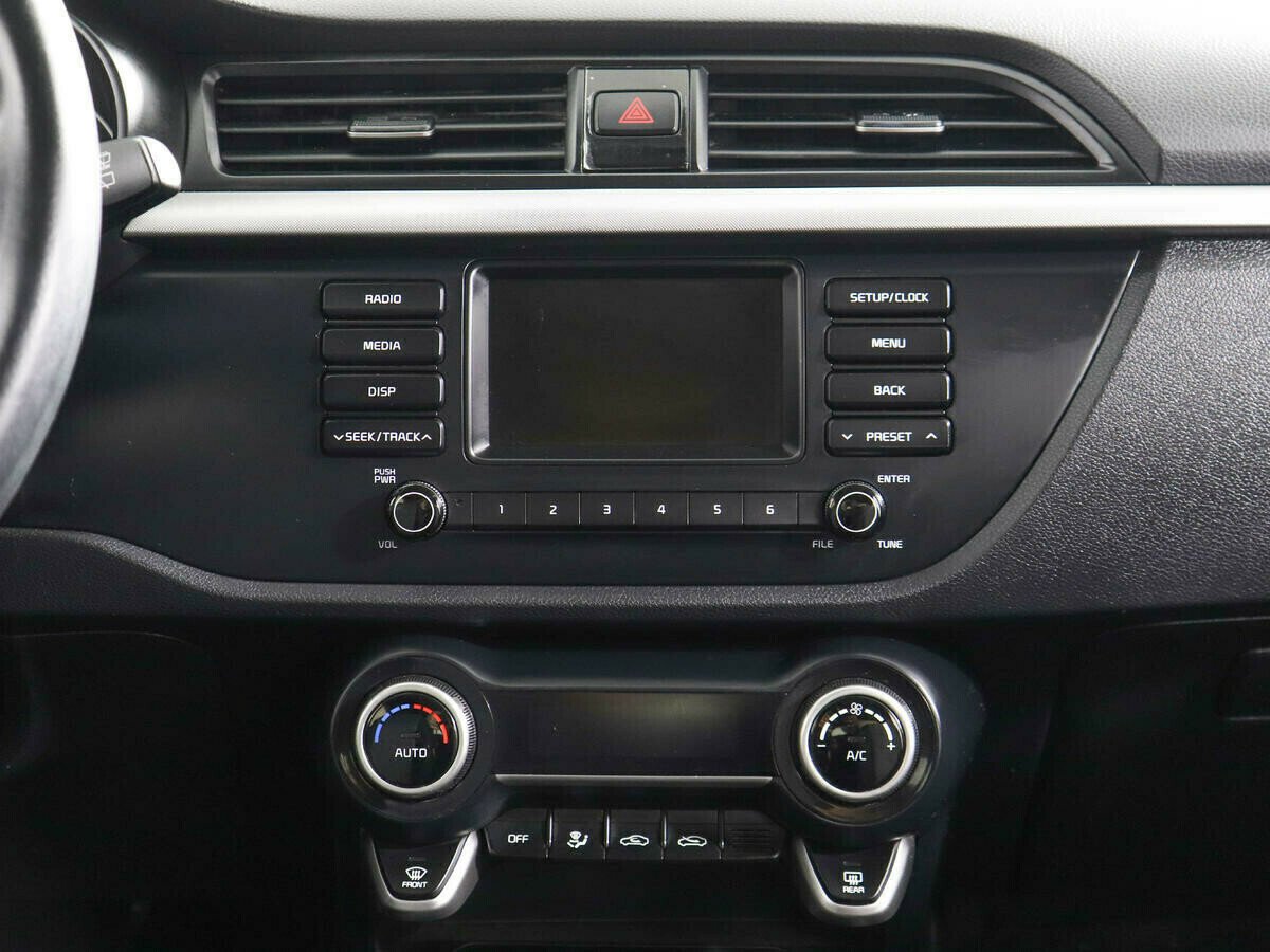 Kia Rio 1.6 МКПП, 2019, 60 000 км фото 5