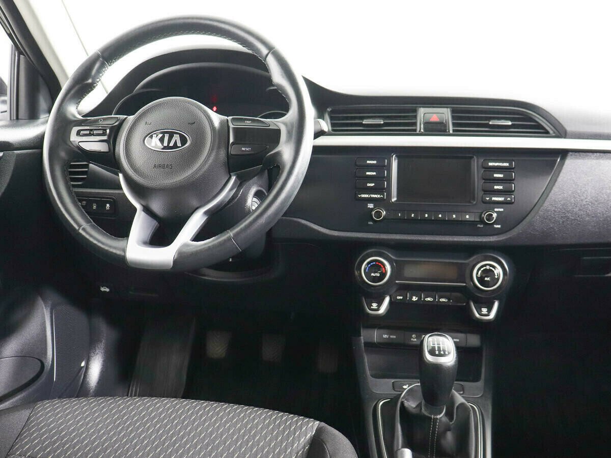 Kia Rio 1.6 МКПП, 2019, 60 000 км фото 6