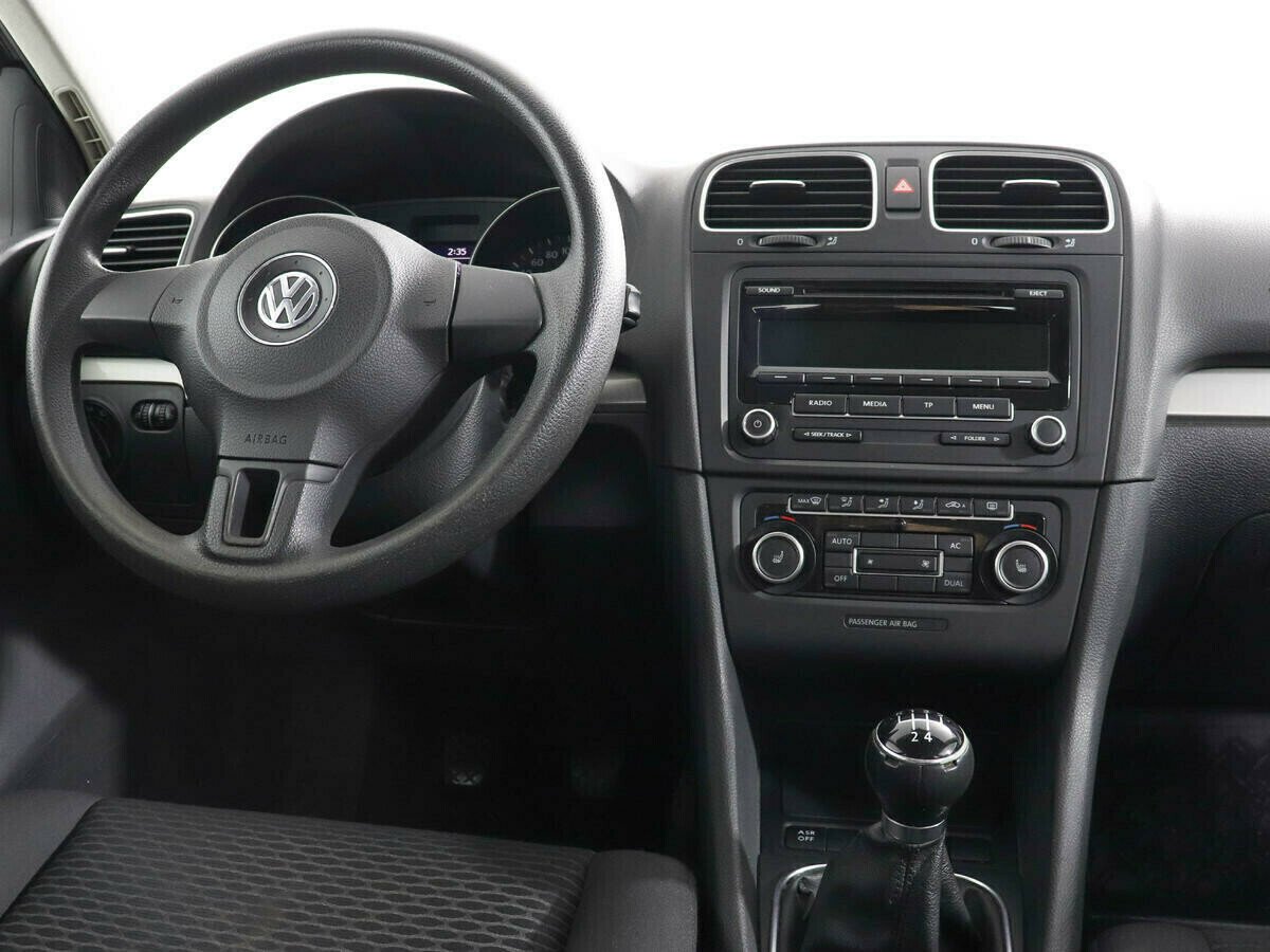 Volkswagen Golf 1.2 МКПП, 2011, 151 000 км фото 5