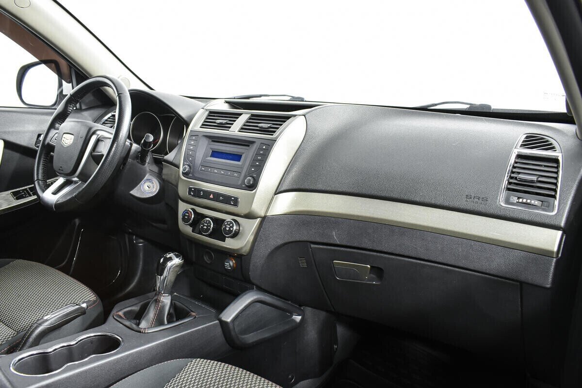Geely Emgrand X7 1.8 МКПП, 2016, 90 000 км фото 8