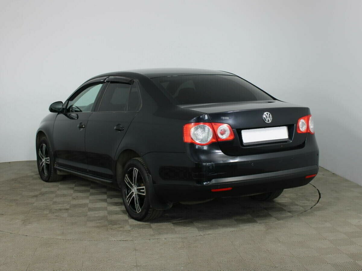 Volkswagen Jetta 1.6 РКПП, 2009, 179 000 км фото 3