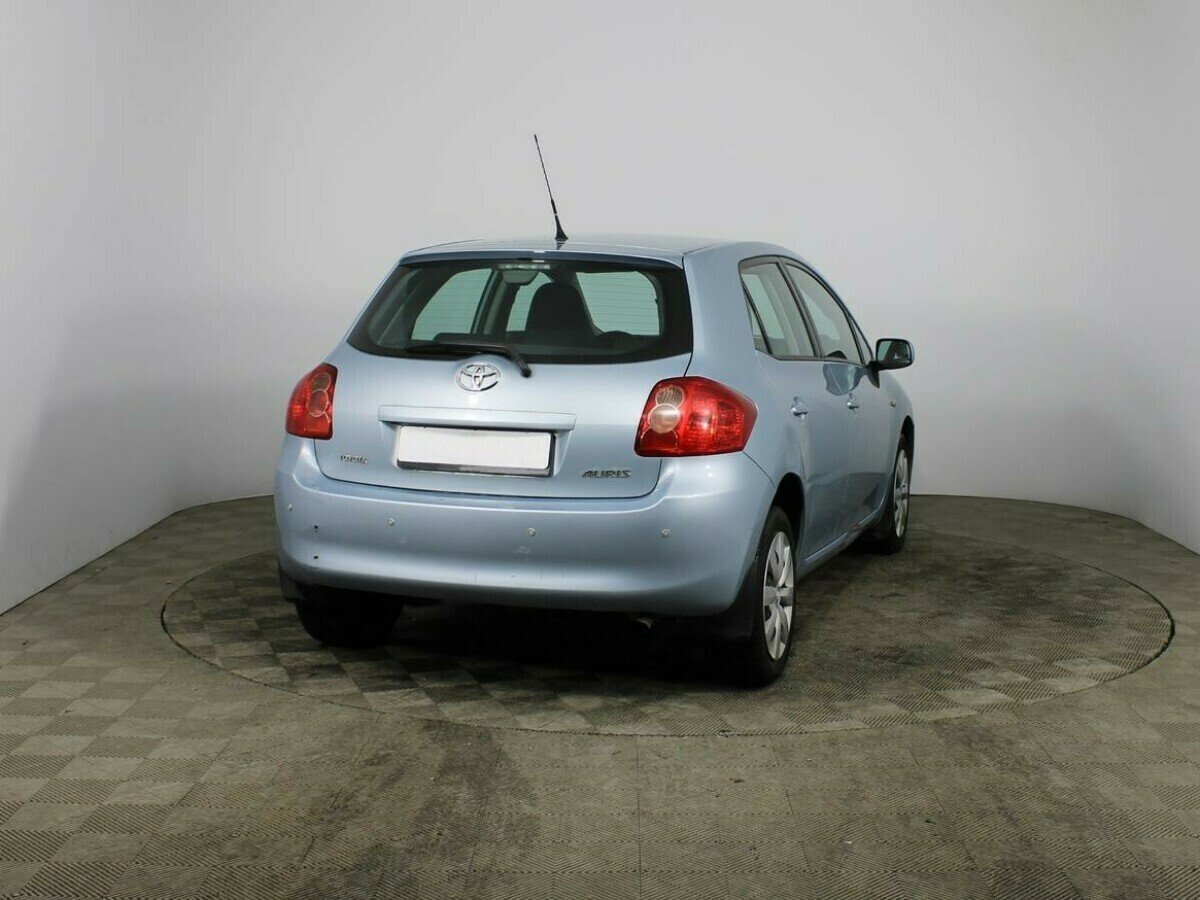 Toyota Auris 1.6 РКПП, 2008, 183 000 км фото 2