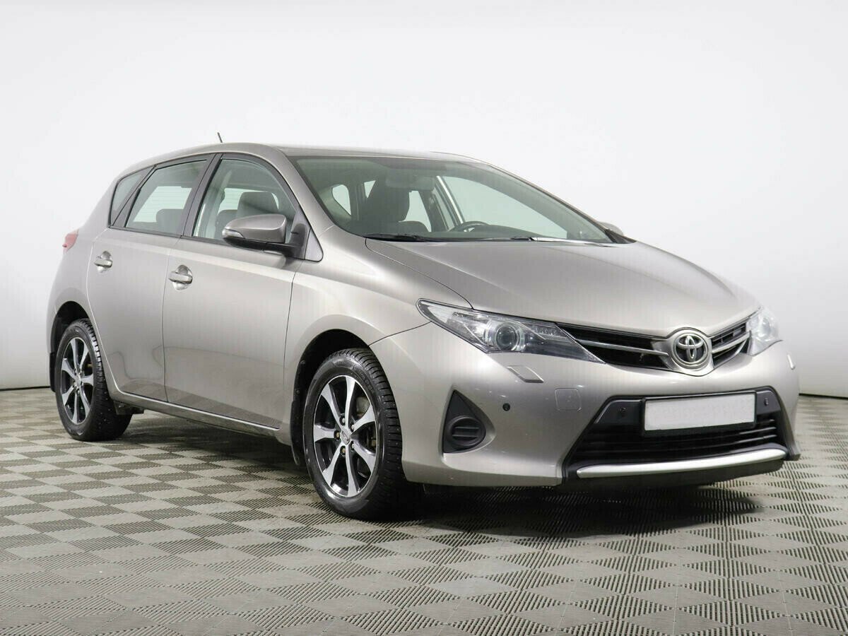 Toyota Auris 1.6 CVT, 2013, 121 000 км фото 3