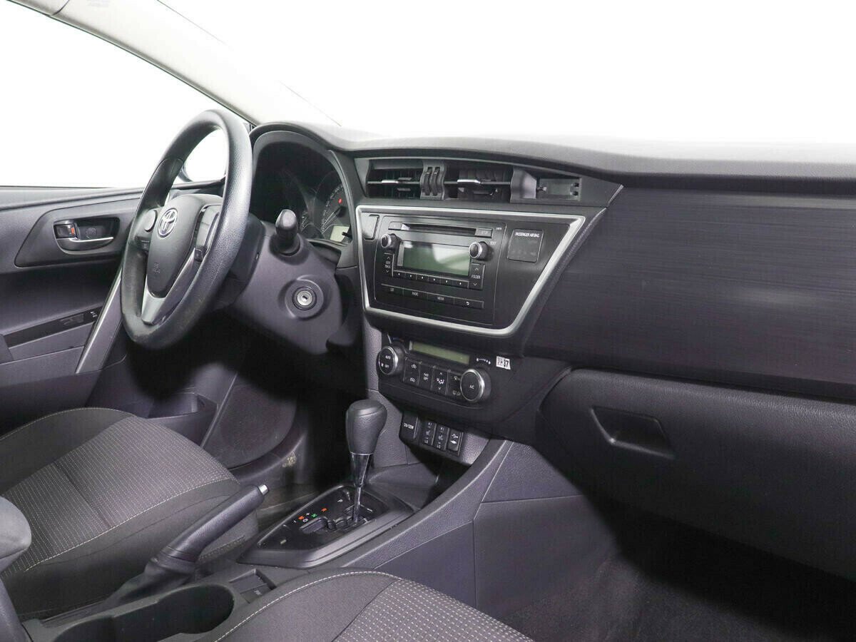 Toyota Auris 1.6 CVT, 2013, 121 000 км фото 8