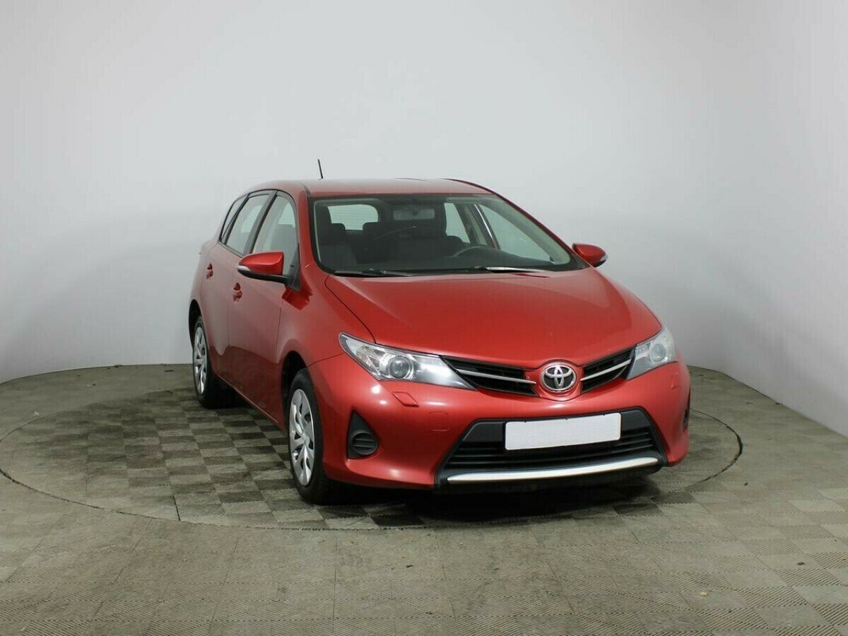Toyota Auris 1.6 CVT, 2014, 108 000 км фото 3