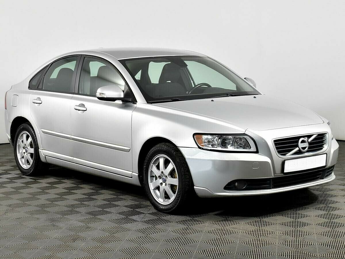 Volvo S40 2.0 РКПП, 2012, 139 000 км фото 2