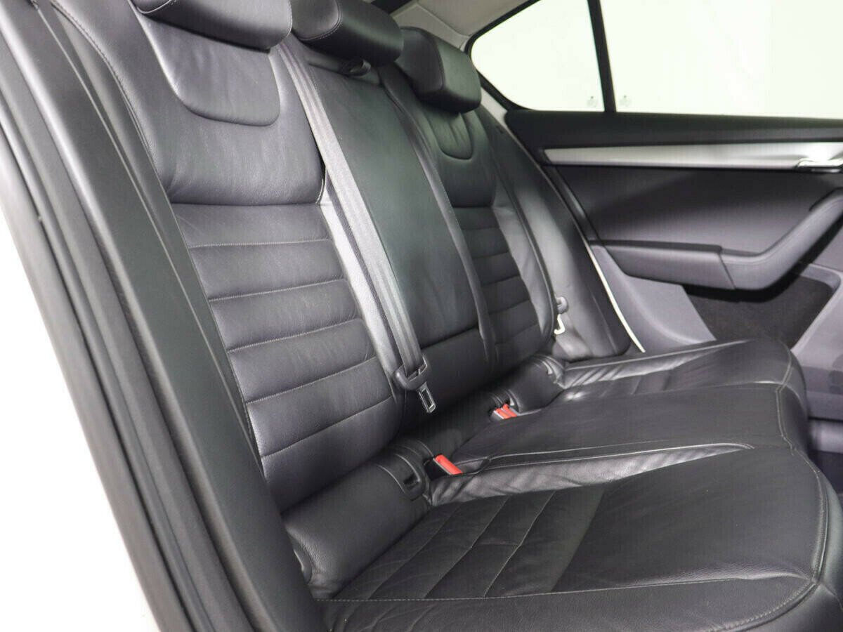 Skoda Octavia 1.8 РКПП, 2013, 125 000 км фото 10