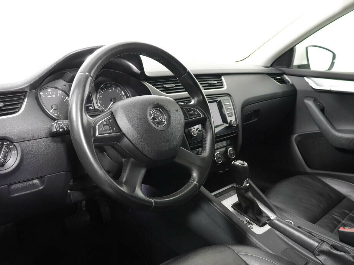 Skoda Octavia 1.8 РКПП, 2013, 125 000 км фото 7