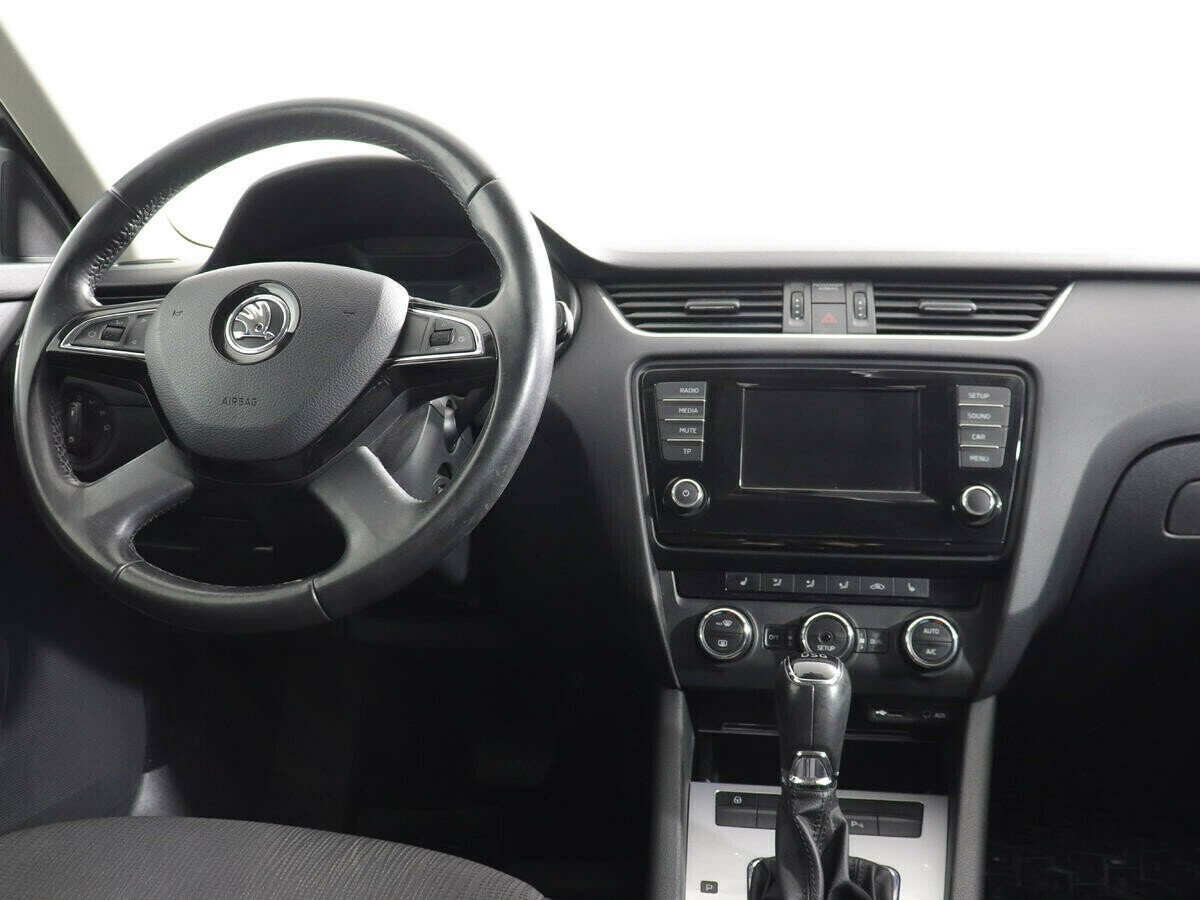 Skoda Octavia 1.4 РКПП, 2014, 107 000 км фото 6