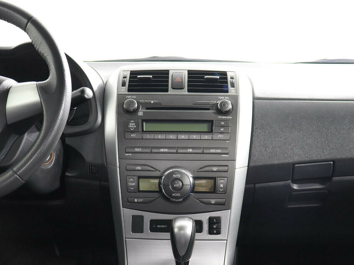 Toyota Corolla 1.6 АКПП, 2010, 167 000 км фото 8