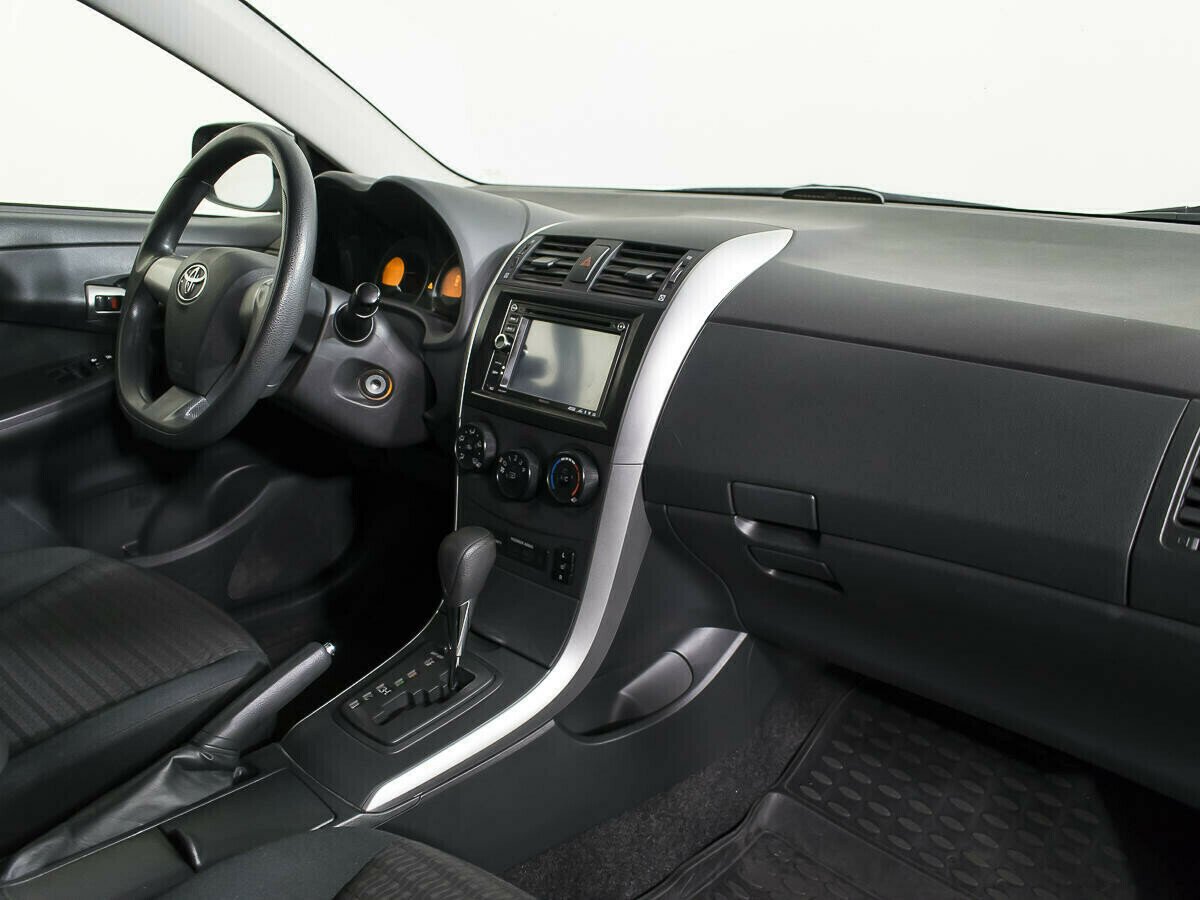 Toyota Corolla 1.4 МКПП, 2012, 133 000 км фото 7
