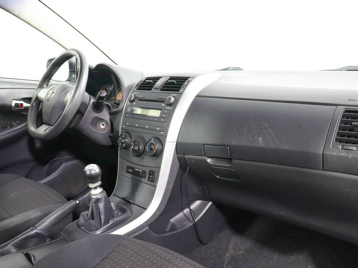 Toyota Corolla 1.3 МКПП, 2010, 155 000 км фото 5
