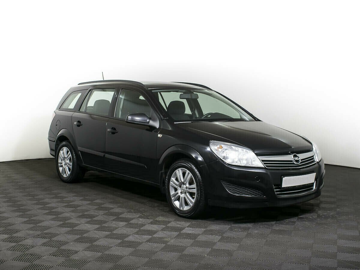 Opel Astra 1.3 МКПП, 2013, 126 000 км фото 2