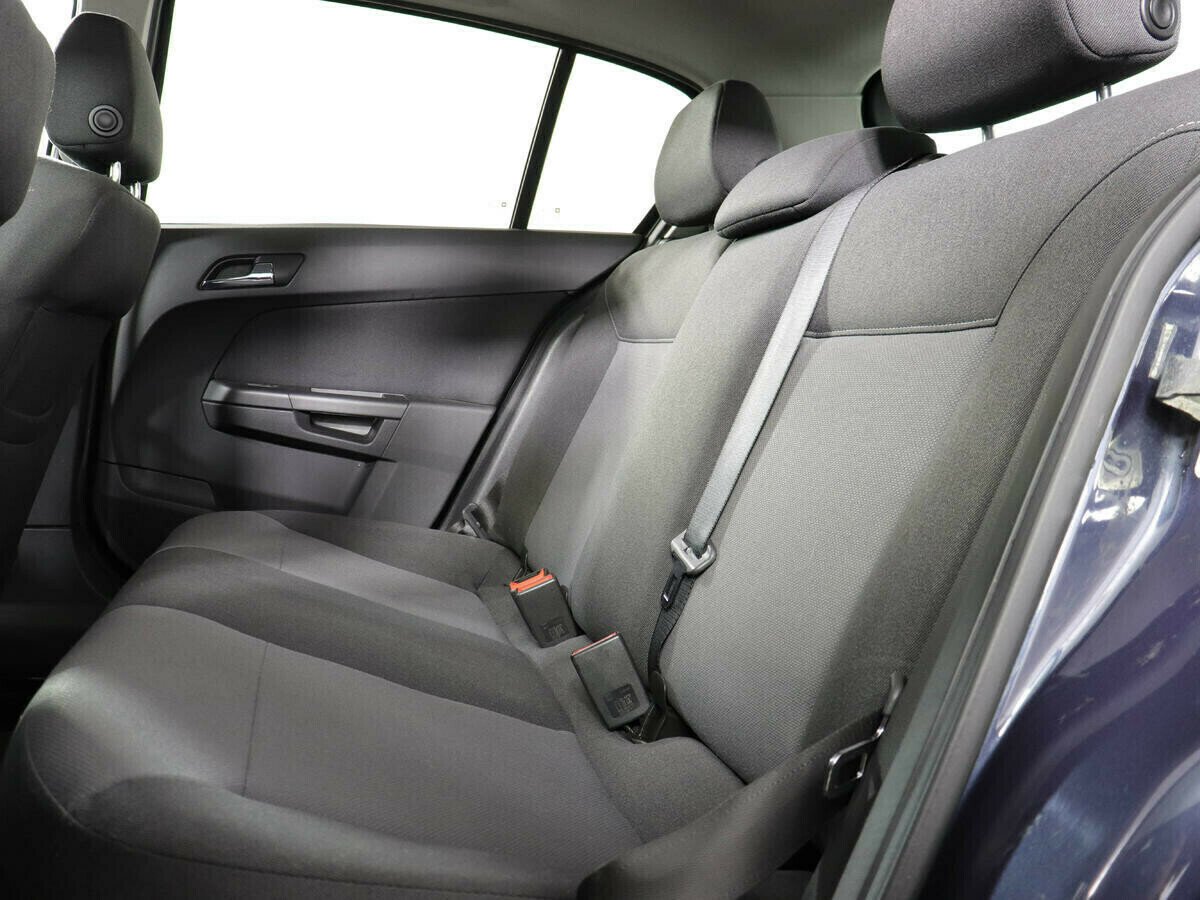 Opel Astra 1.6 АКПП, 2009, 169 000 км фото 8