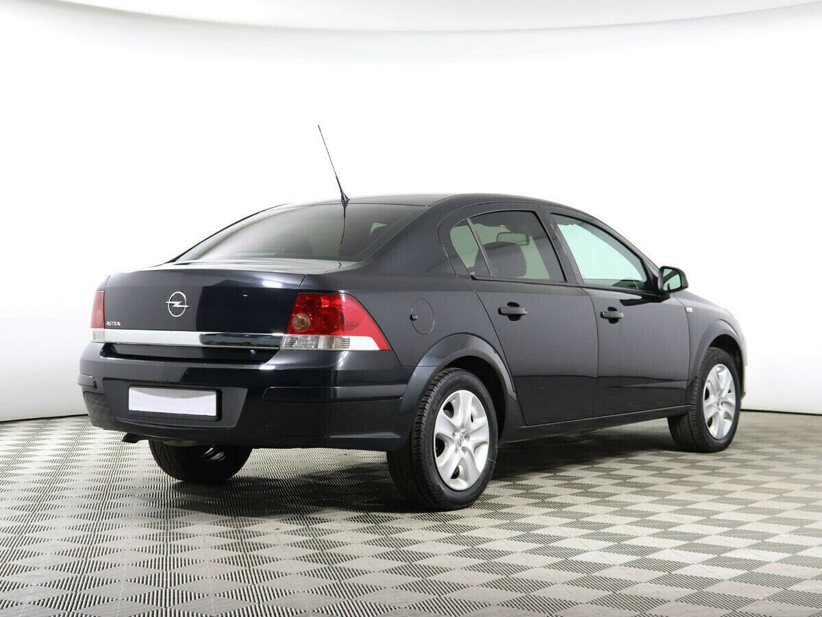 Opel Astra 1.3 МКПП, 2012, 143 000 км фото 3