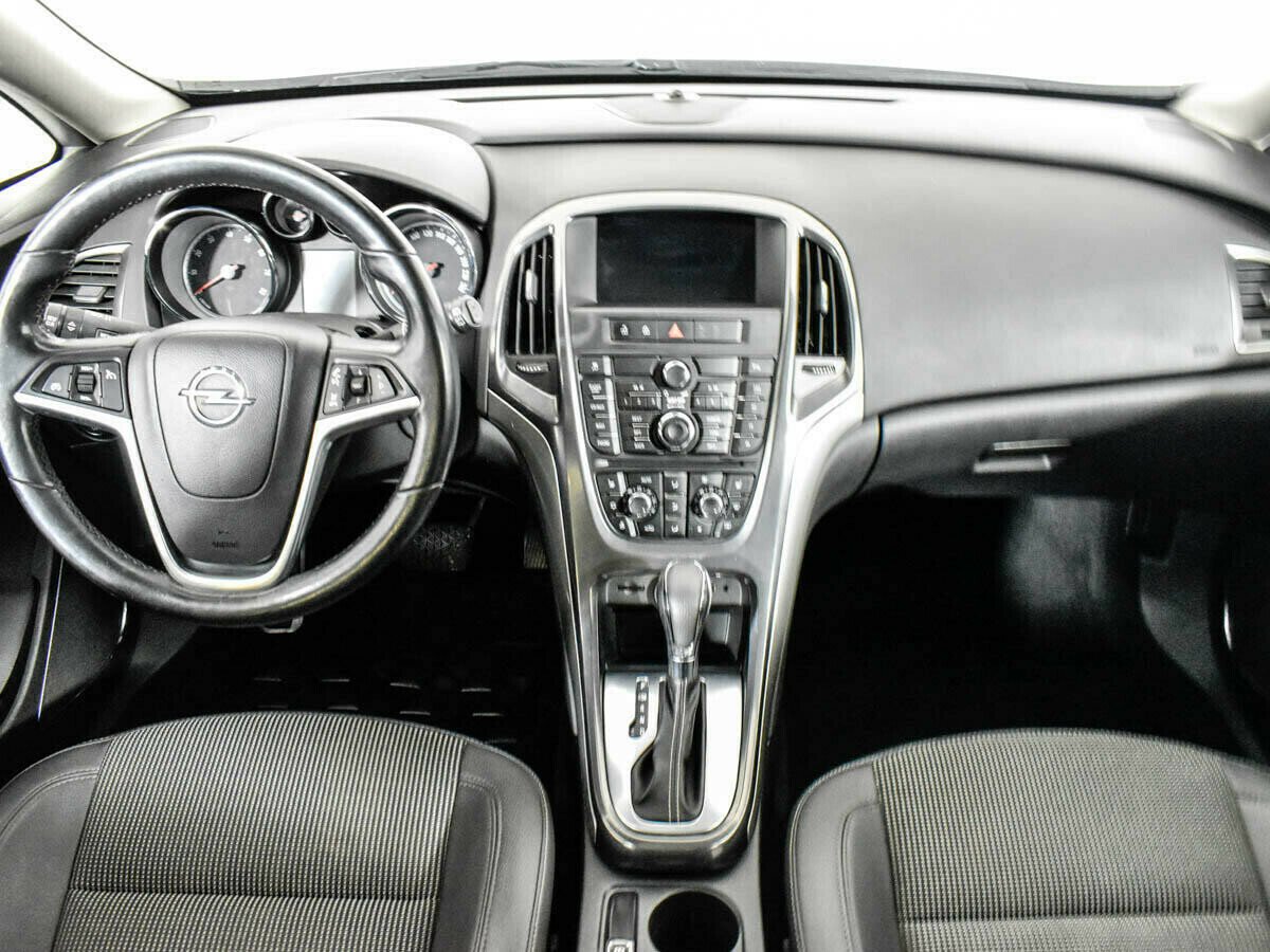 Opel Astra 1.4 АКПП, 2011, 144 000 км фото 5