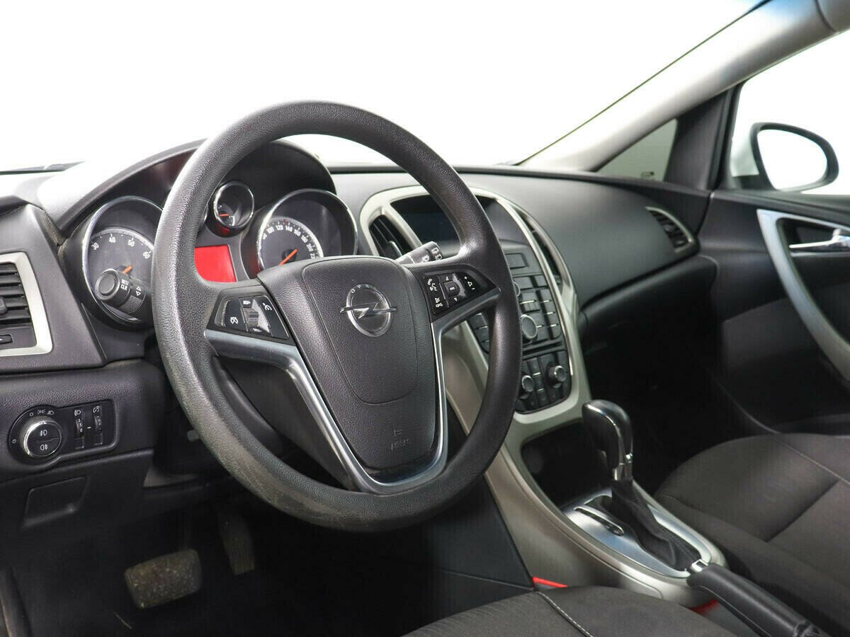 Opel Astra 1.4 АКПП, 2011, 151 000 км фото 5