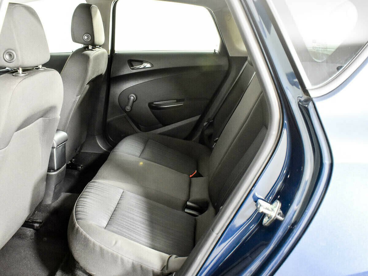 Opel Astra 1.6 АКПП, 2011, 155 000 км фото 7