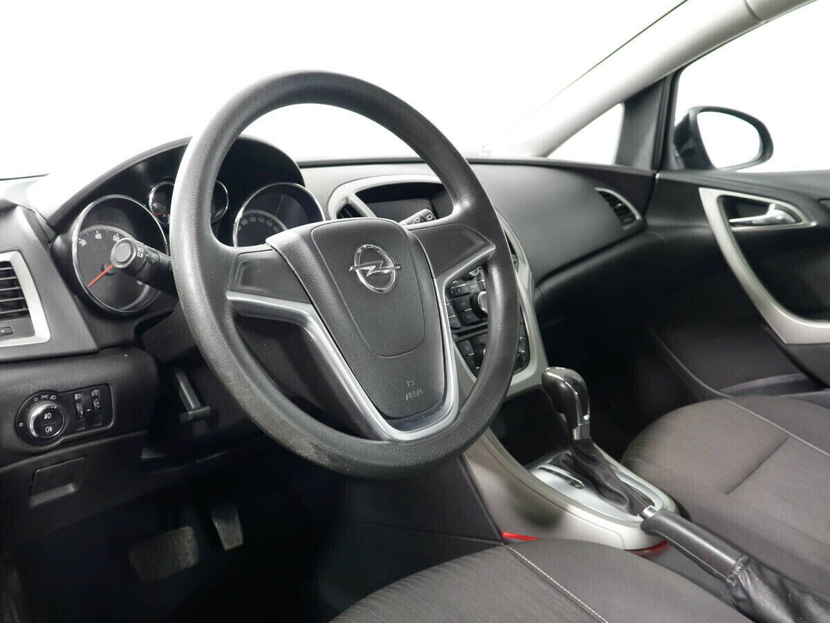 Opel Astra 1.4 АКПП, 2011, 147 000 км фото 8