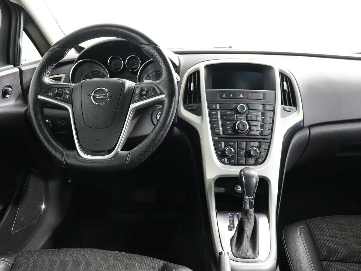 Opel Astra 1.4 АКПП, 2012, 135 000 км фото 6