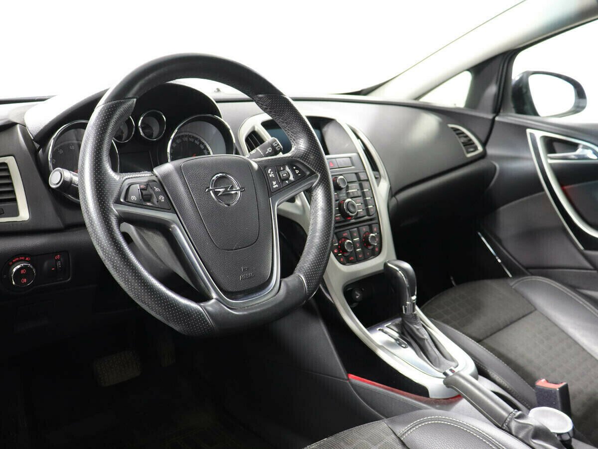 Opel Astra 1.4 АКПП, 2012, 135 000 км фото 8