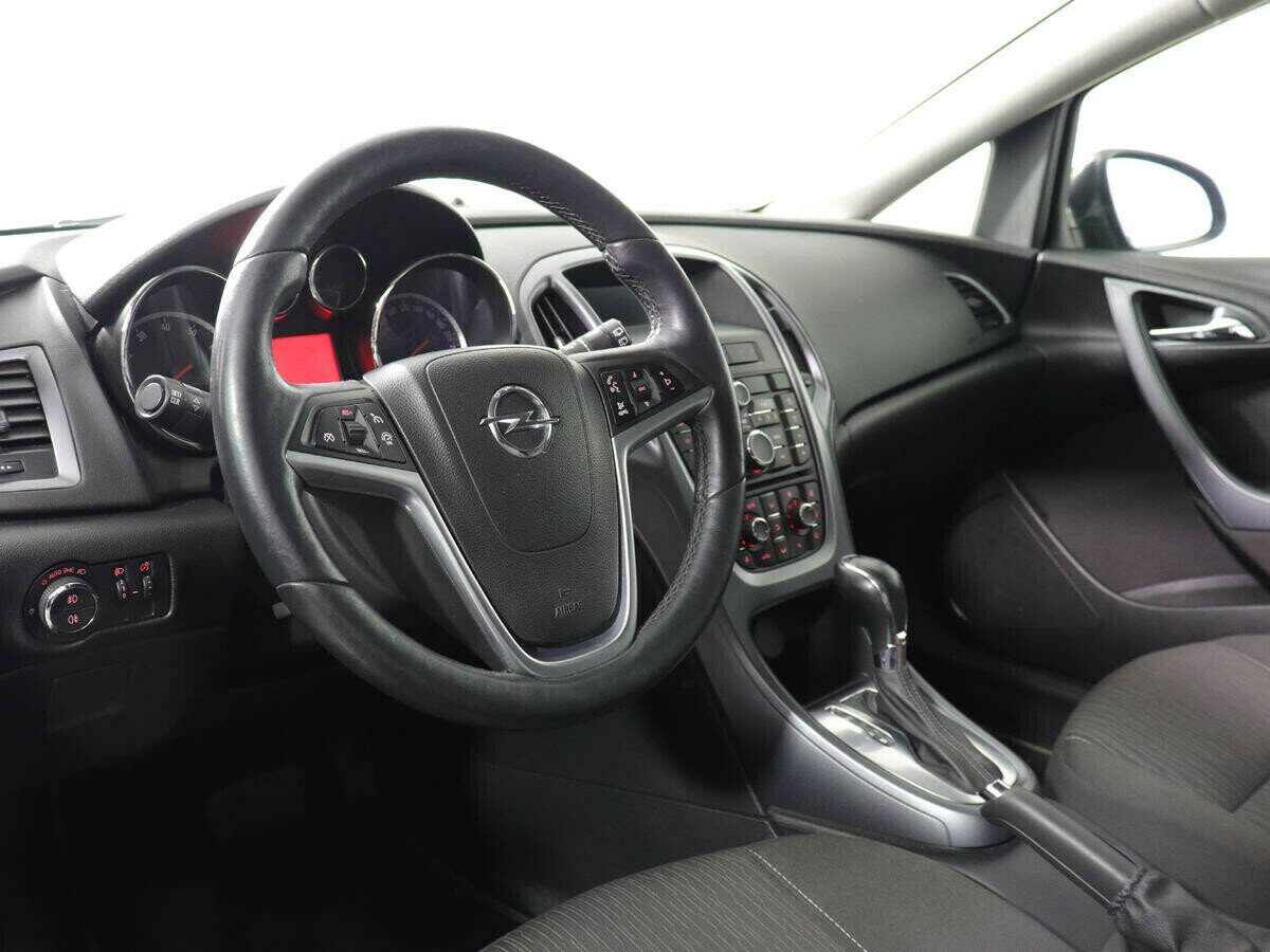 Opel Astra 1.6 АКПП, 2013, 124 000 км фото 9