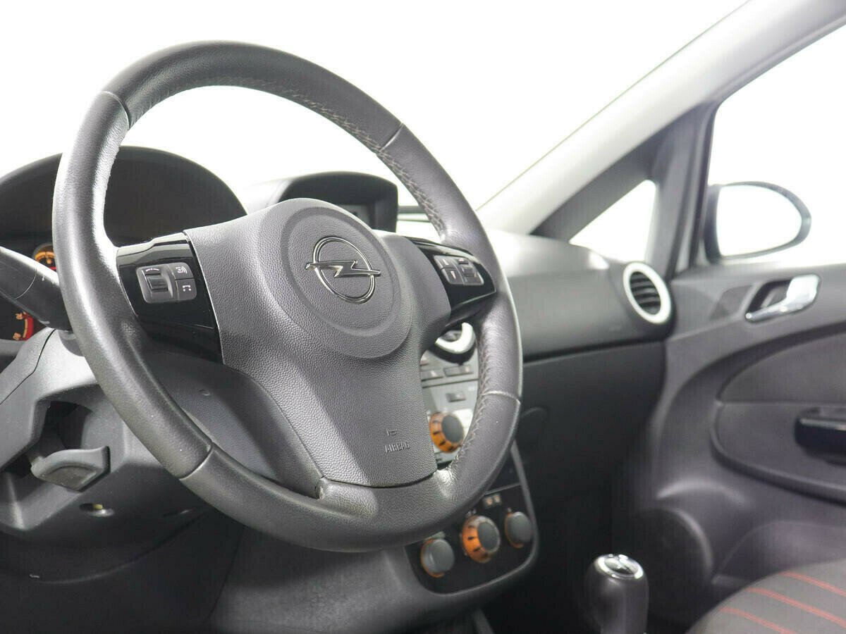 Opel Corsa 1.4 МКПП, 2011, 147 000 км фото 8
