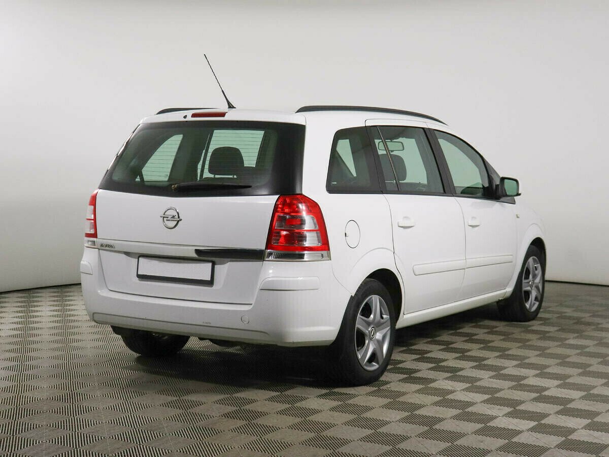 Opel Zafira 1.4 МКПП, 2011, 150 000 км фото 3